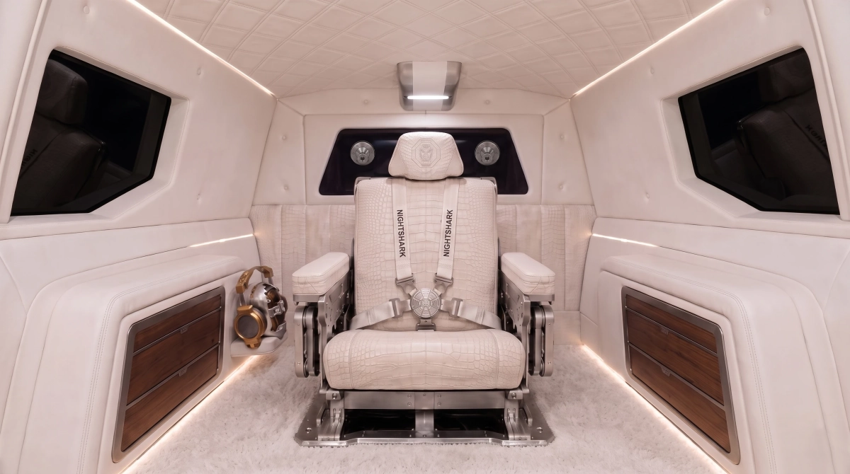 DARTZ NIGHTSHARK VI Interior