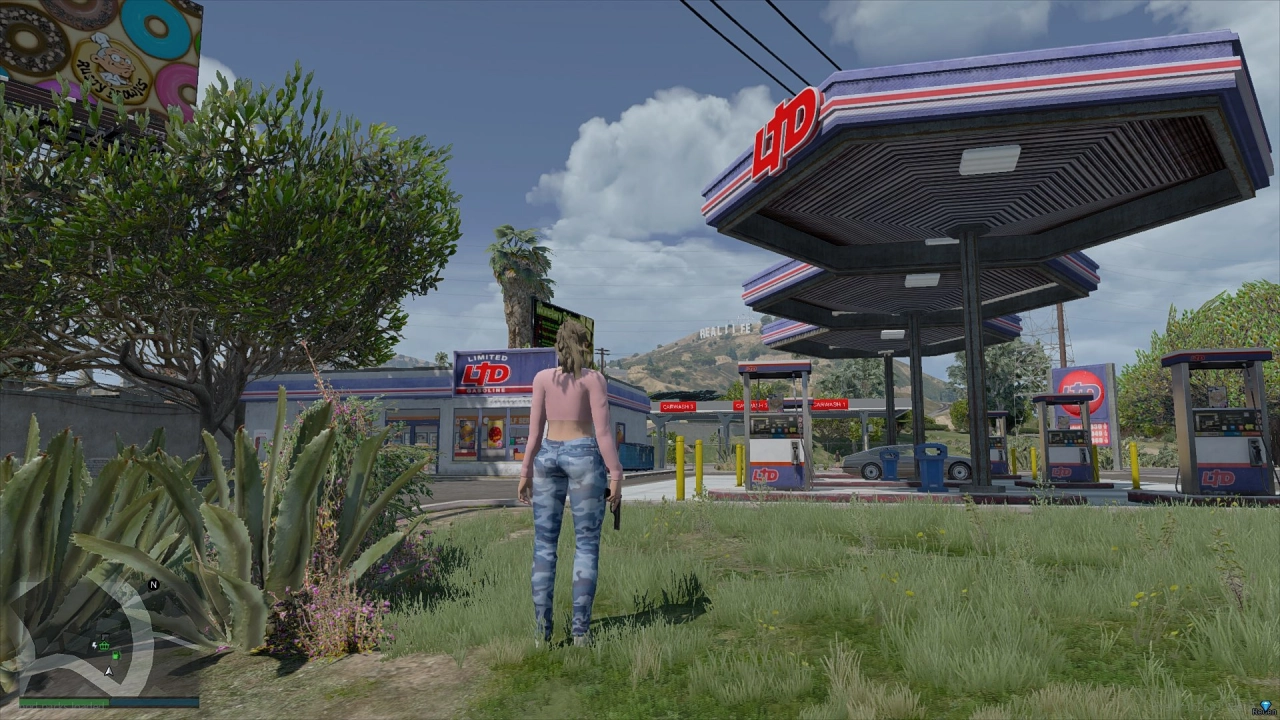 GTA V Mod With Lucia By CSYON
