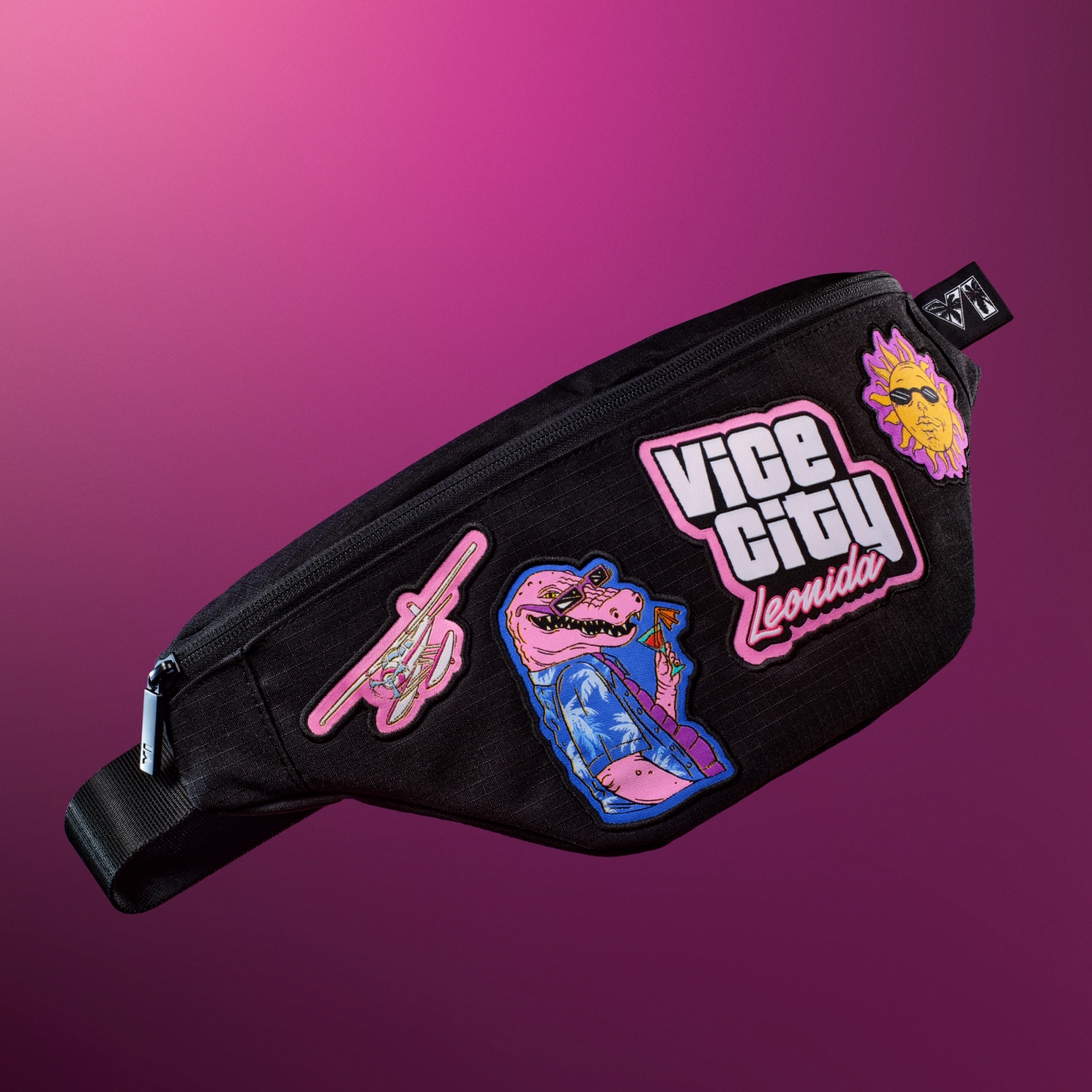 Gtavi_ce_crossbodybag_finalized_2160noise