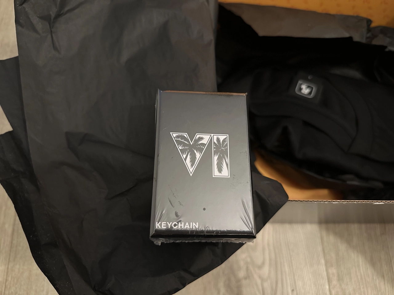 iGTA GTA 6 Merch Box Keychain
