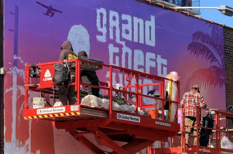 GTA VI Mural Artist Answers Questions About the Project
